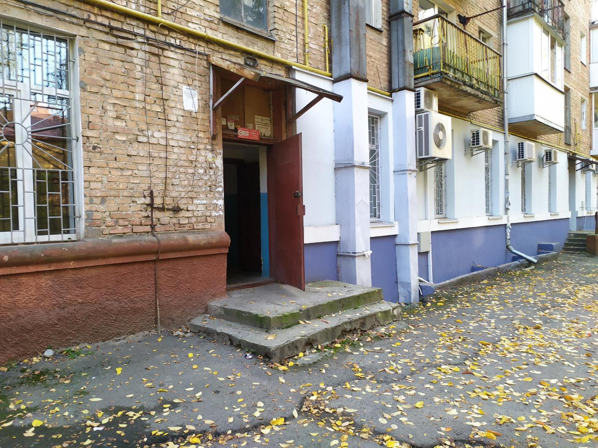 Apartment Stepana Bandery Street リウネ エクステリア 写真