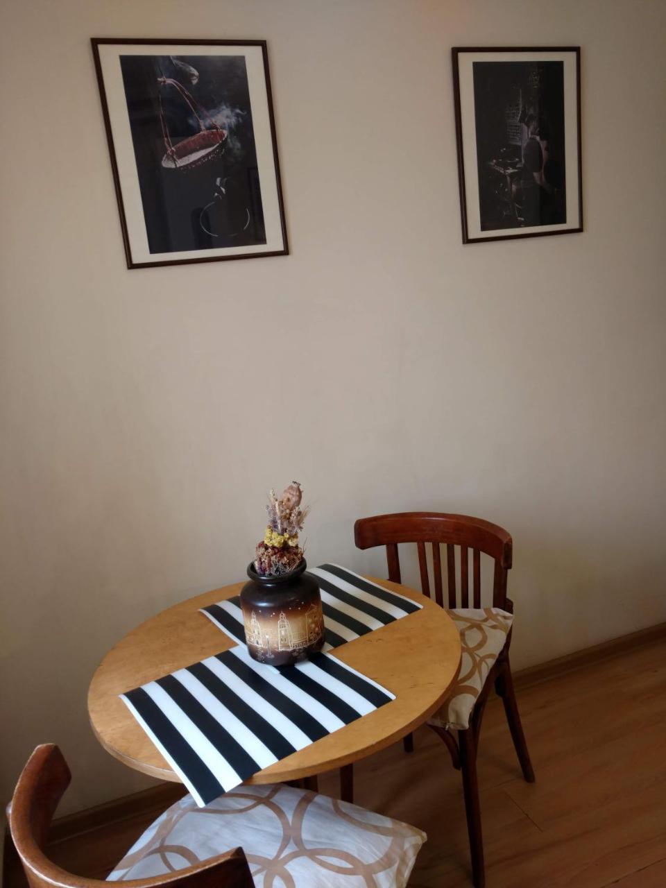 Apartment Stepana Bandery Street リウネ エクステリア 写真